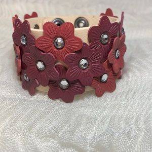 🆕 Noble Outfitters Floral Leather Cuff Bracelet